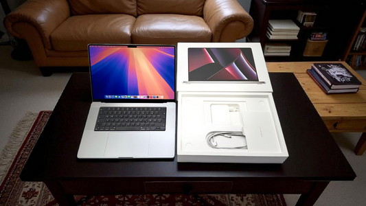 Apple MacBook Pro 16“ M2 MAX 12C CPU 38C GPU 1 TB SSD 64 GB Ram 2023 SPACE GREY